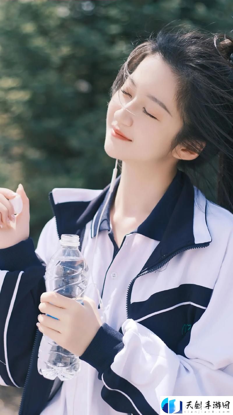 纯少女18岁初休险：成长路上的一次奇妙历程