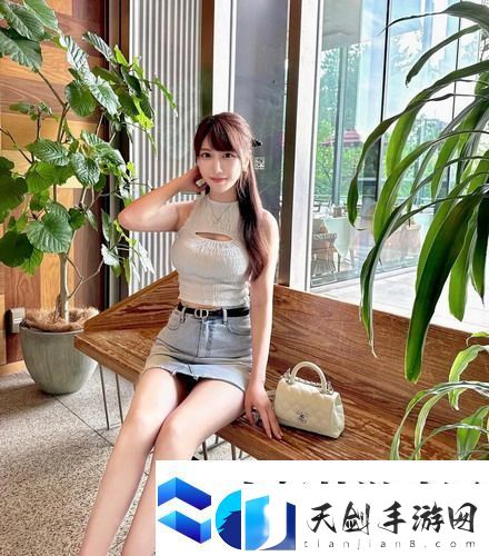 正确姿势教程视频大全-网友热议：如何让你从此告别体态烦恼-挺胸走四方！