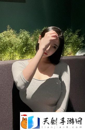 三亚老牛影院在线观看-友：享受阳光与电影的完美结合-感受热带风情的视听盛宴！