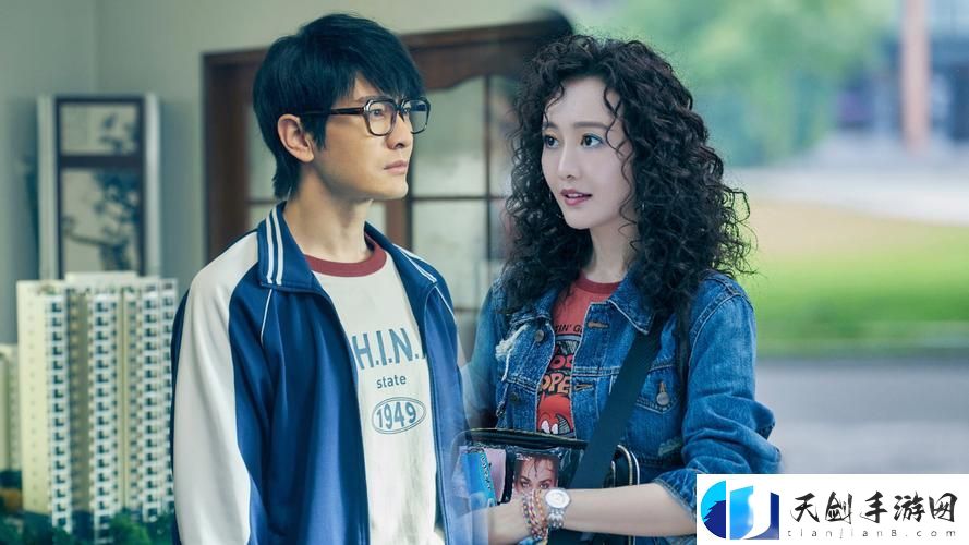 探索“热潮无删减版”：无畏真相的叙事艺术