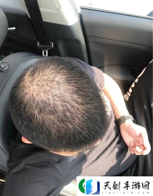 折腾了一个多小时才弄出来的头发：真是太不容易了啊