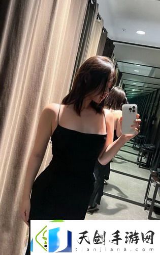在美丽的小蜜桃4的世界里