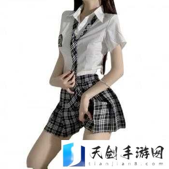 亚洲、欧美、日韩制服师生的激情碰撞