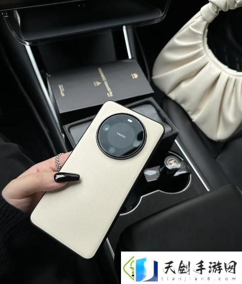 华为Mate60Pro大跳水4000价位档手游神器来袭！