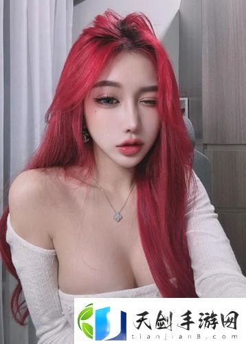 娇妻边打电话边被躁bd在