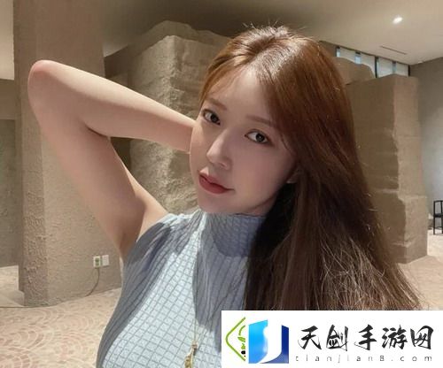 漂亮的妈妈中字开头9个字：每次见面都像重温初恋的感觉-真是太让人羡慕了！