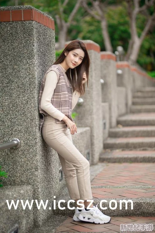 丝袜美女被狂躁在线观看