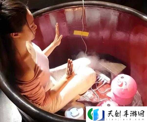 女人洗澡沐浴露全身真实：展现女性清洁与呵护的美妙瞬间
