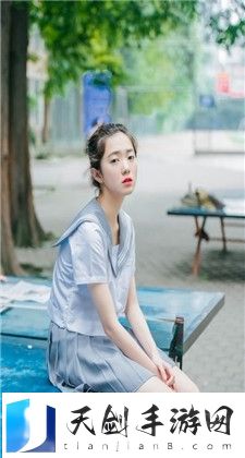 扒灰漂亮儿媳妇：家庭伦理中的不堪纠葛