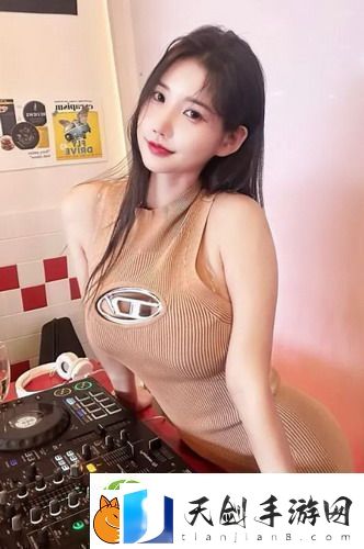 疯狂瑜伽完整版-激发热情与活力-友：让人忍俊不禁的搞笑时刻！