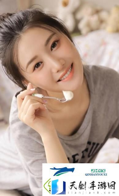 ysl千人千色t9t9t9t9t9mba色彩斑斓的时尚演变-友：千变万化彰显个性魅力十足！