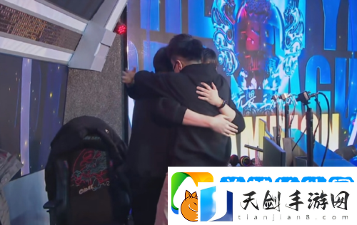 UNKNOWN战队夺冠街头篮球FSPL总决赛**落幕