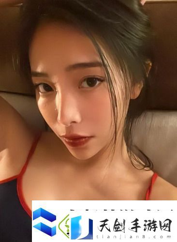漂亮的女邻居5HD：邻里之间的情感纠葛-竟然如此惊心动魄！