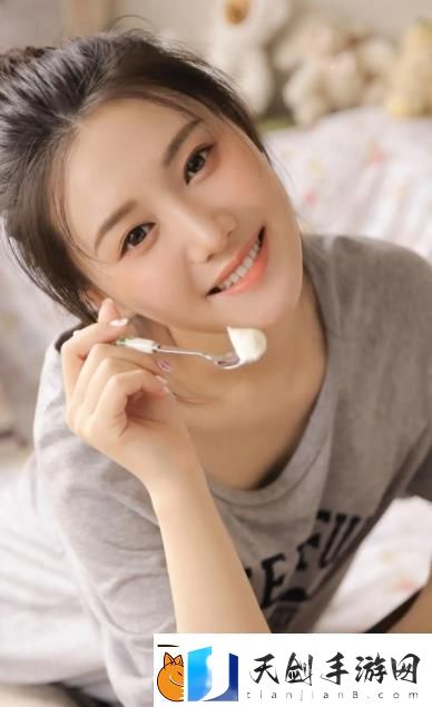 好湿⋯好紧⋯好多水c的**女厕真实细节生动呈现网友