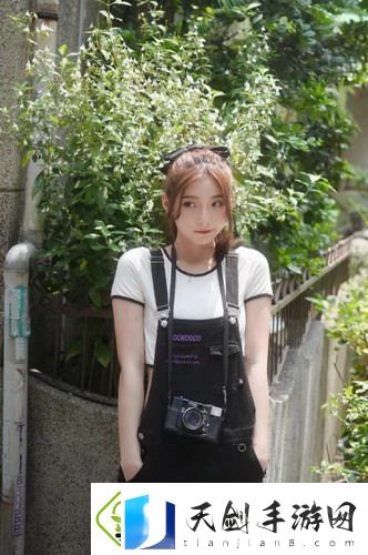 少女高清精品免费综合中文：青春无限-高清盛宴-尽享视听盛筵！