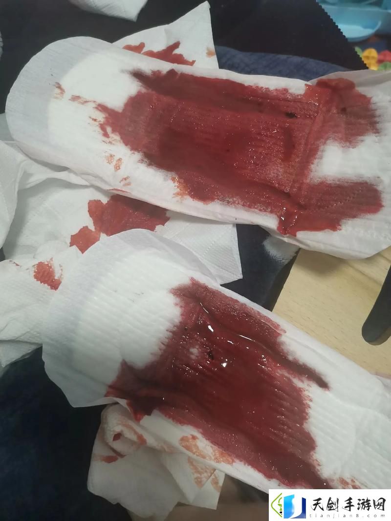 91丨国产丨白浆秘冰块上线网友热议：新奇体验引发讨论
