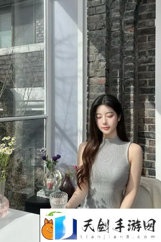 女性穿裤子阴沟凸起是咋回事-探讨现象背后的原因-友：真是有趣又尴尬的事情！
